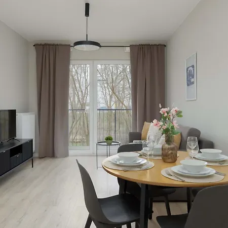 アパート Modern & Bright Marywilska In With Parking By Renters *